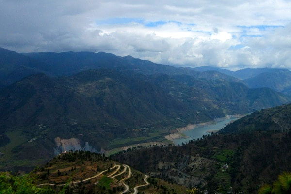 Tehri dam reservoir on the drive to Uttarkashi- Day 1 of the Dayara Bugyal trek