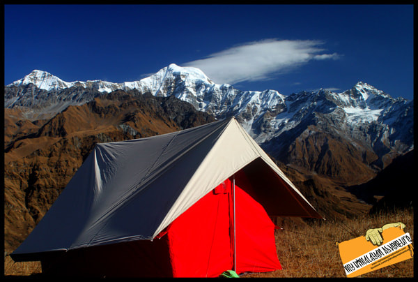 The camp at Darba top during the day. Dodital is a 3 hour trek from here